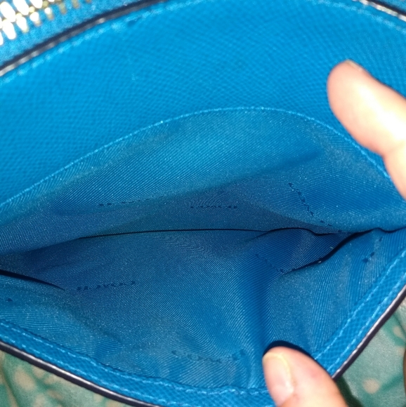 ⭐SALE⭐ Coach Emb.Textured Leather N/S Swingpack - Picture 3 of 6